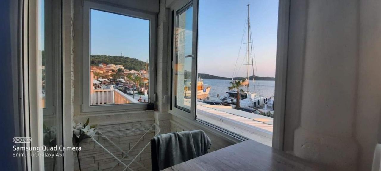 Apartman Cezar2 Rogoznica  Buitenkant foto