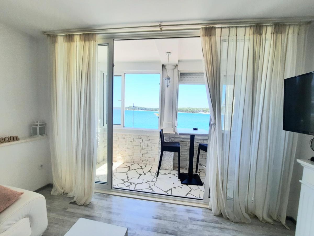 Apartman Cezar2 Rogoznica  Buitenkant foto