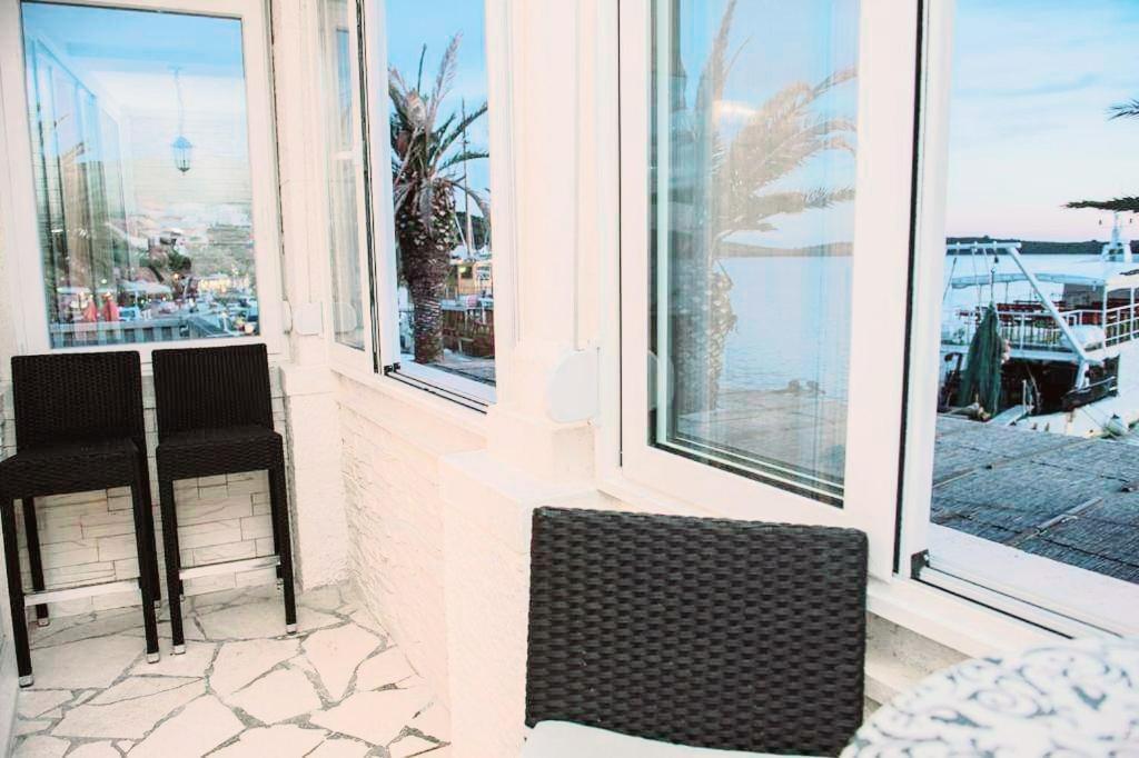 Apartman Cezar2 Rogoznica  Buitenkant foto