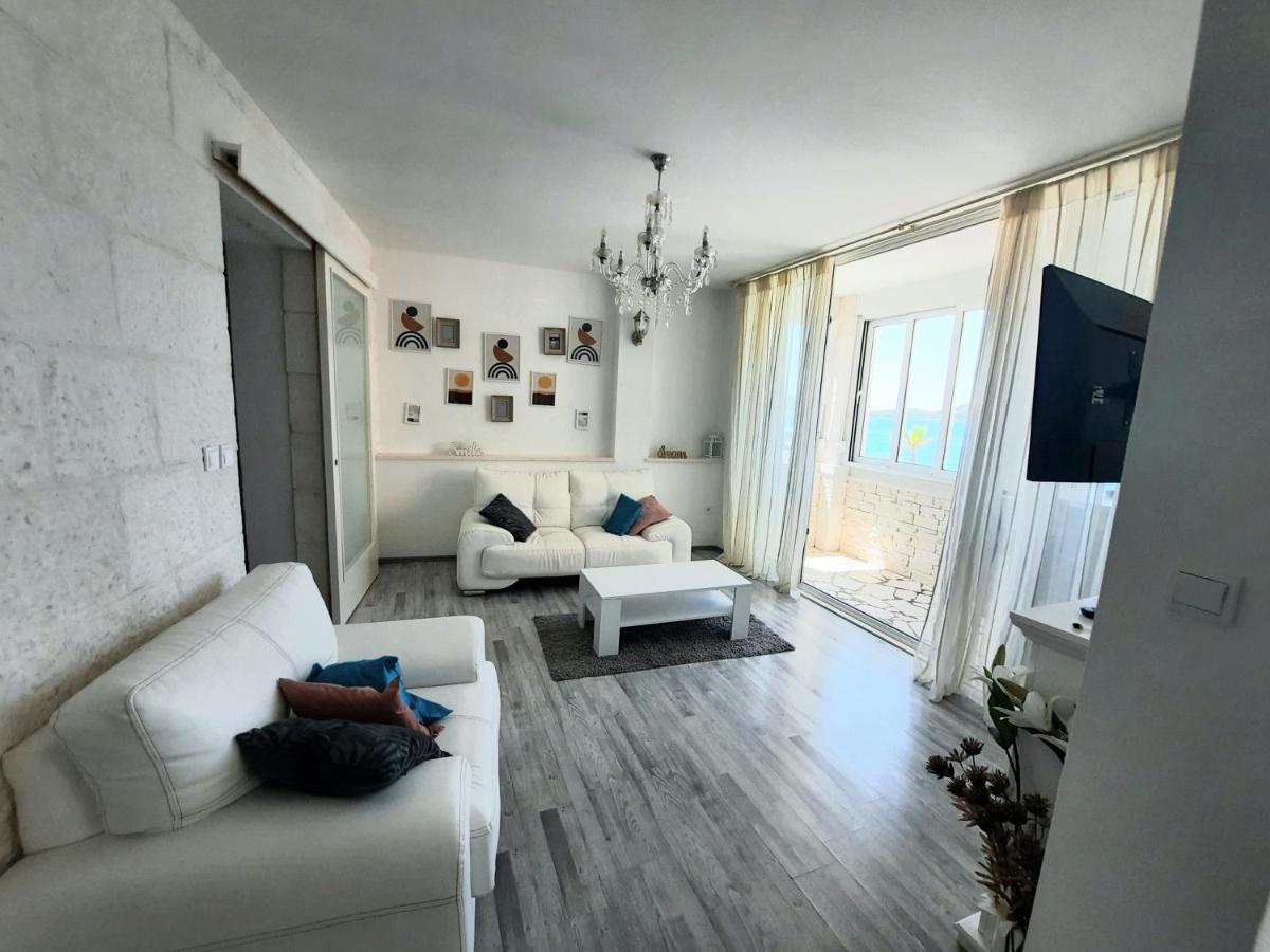 Apartman Cezar2 Rogoznica  Buitenkant foto