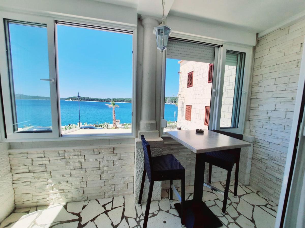 Apartman Cezar2 Rogoznica  Buitenkant foto