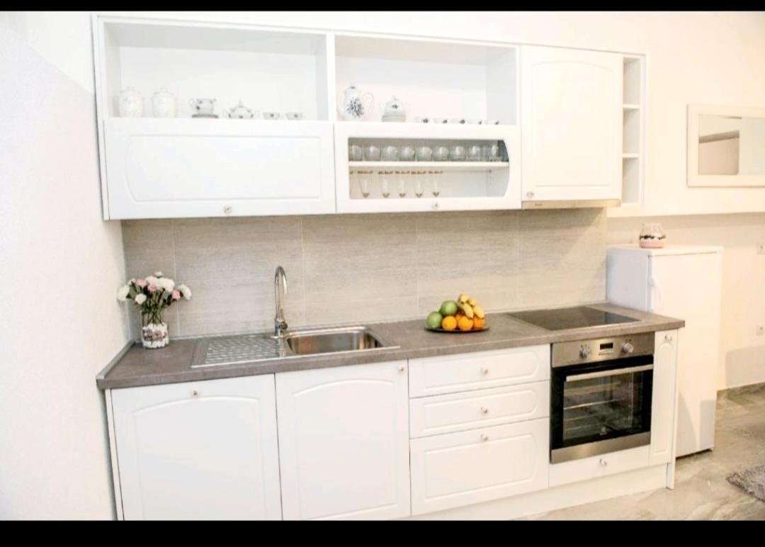 Apartman Cezar2 Rogoznica  Buitenkant foto
